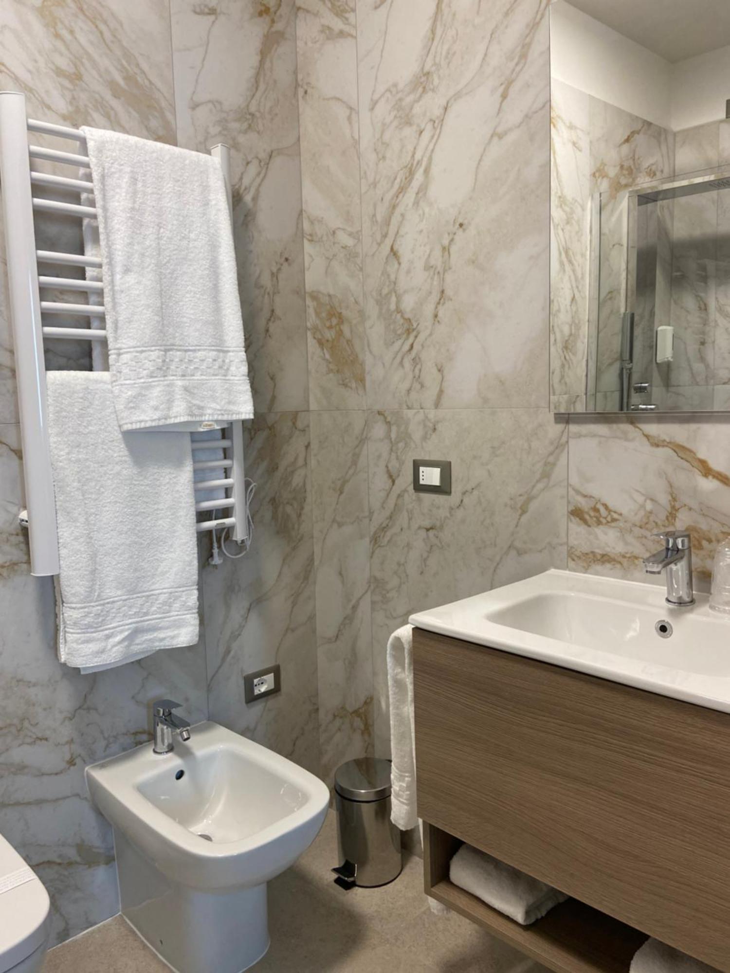 Foresteria Diamond Villa Pedergnano Екстериор снимка
